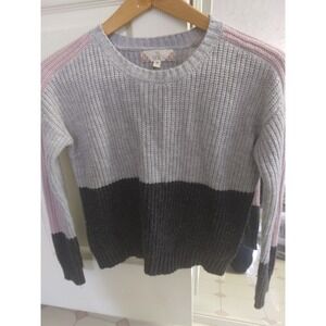 pink rose xs crew neck light grey with pink accent down sleeve